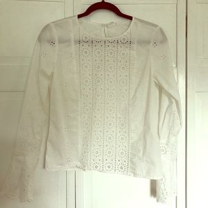 Long sleeved GAP top
